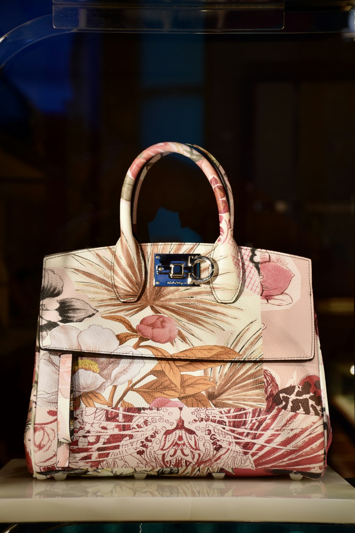 Timeless luxury leather bags — classic structured leather handbag in camel