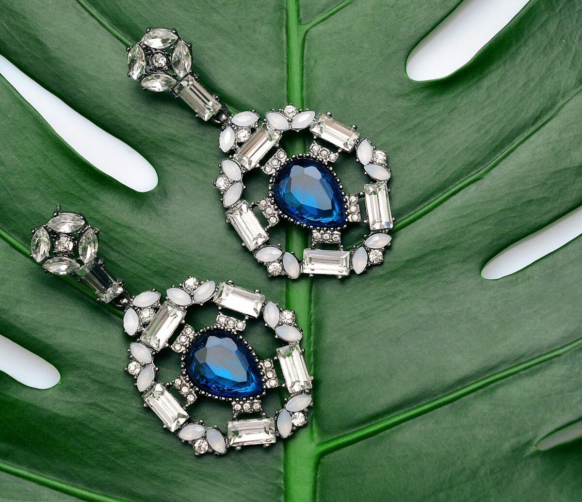 Best diamond hoop earrings 2026 — inside-out diamond hoops in white gold