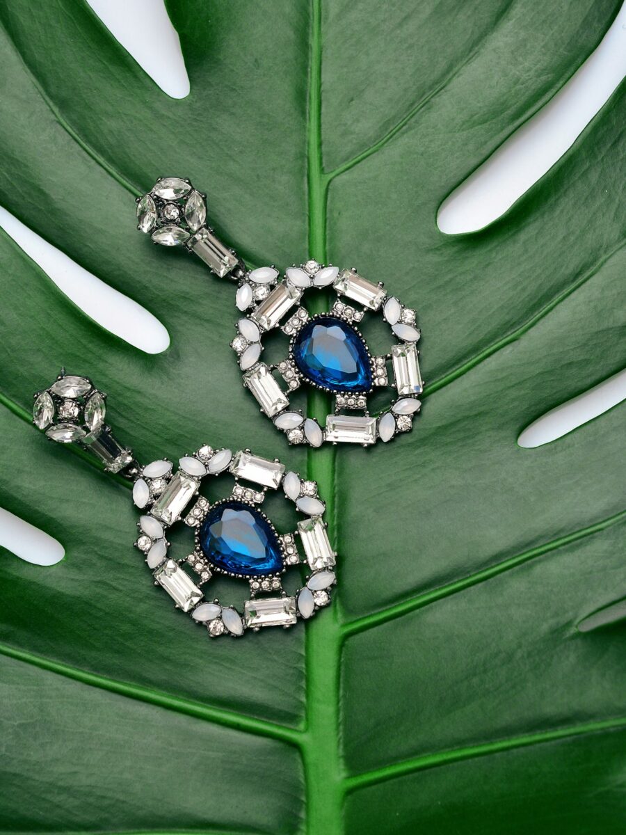 Best diamond hoop earrings 2026 — inside-out diamond hoops in white gold